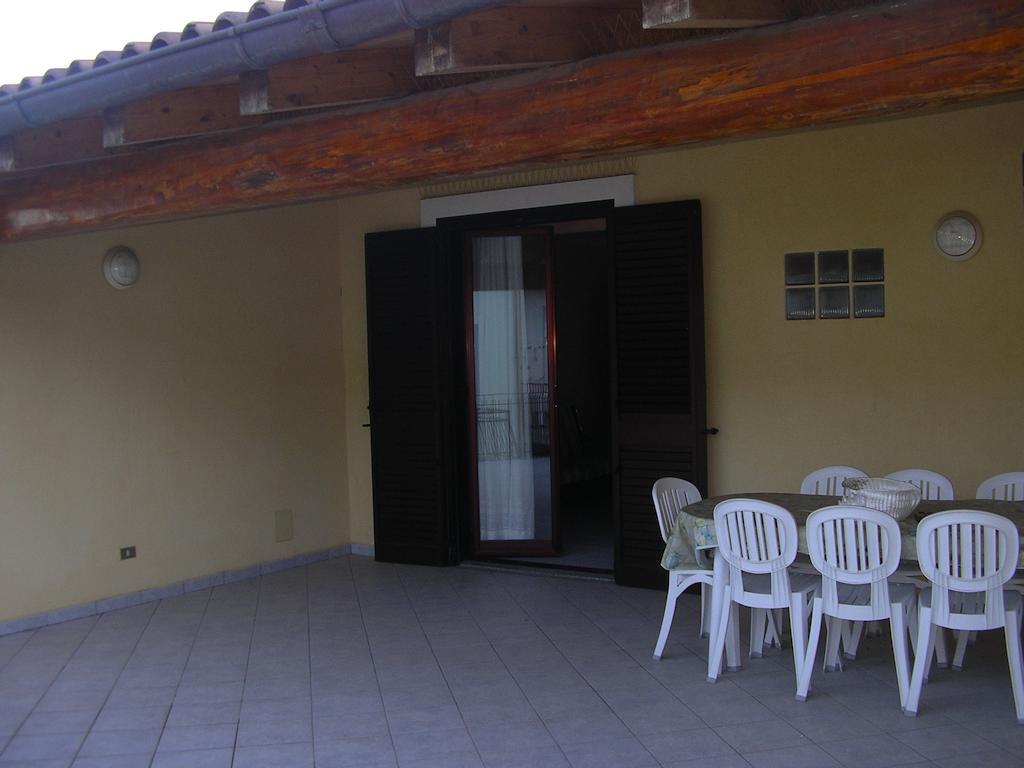 Terrazza Sul Mare Apartment Gioiosa Marea Exterior photo